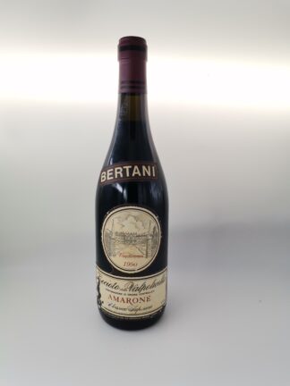 Bertani Amarone della Valpolicella Classico DOCG  1990